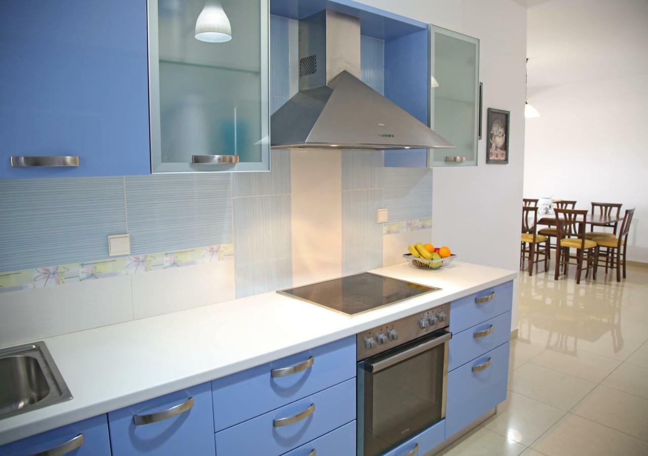 Athina Apartment Sitia  Bagian luar foto