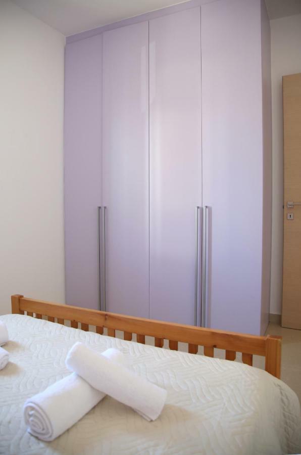 Athina Apartment Sitia  Bagian luar foto