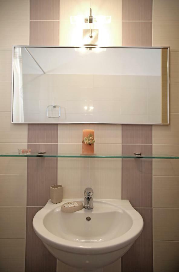 Athina Apartment Sitia  Bagian luar foto